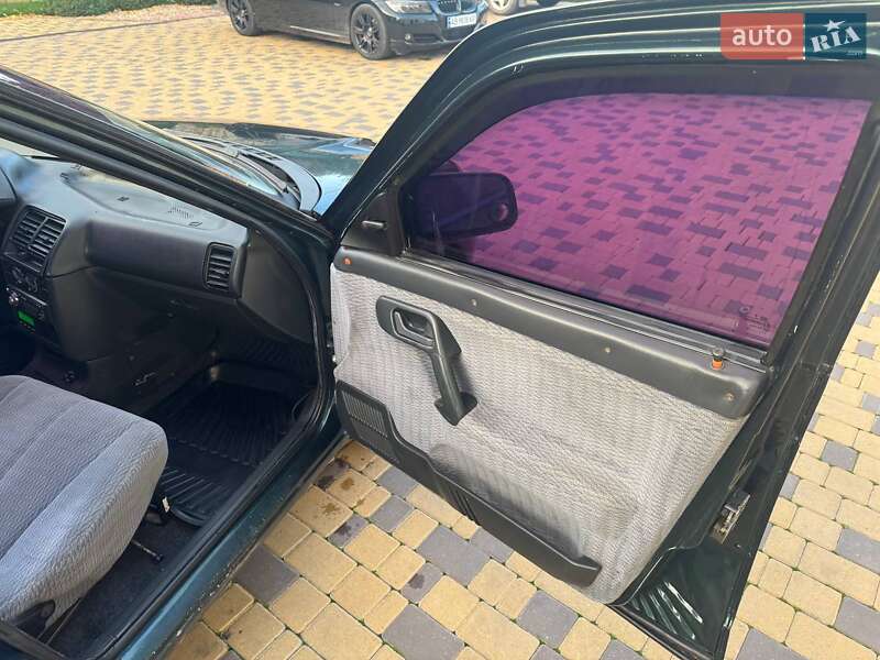 Седан ВАЗ / Lada 2110 2002 в Могилів-Подільському фото 18 Седан ВАЗ / Lada 2110 2002 в Могилів-Подільському