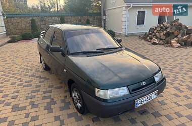 Седан ВАЗ 2110 2002 в 