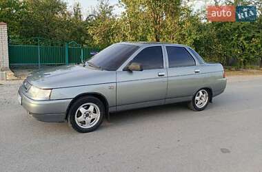 Седан ВАЗ 2110 2005 в 