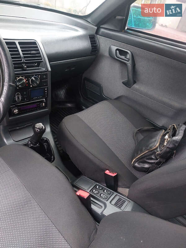 Седан ВАЗ / Lada 2110 2006 в Вапнярке фото 4 Седан ВАЗ / Lada 2110 2006 в Вапнярке