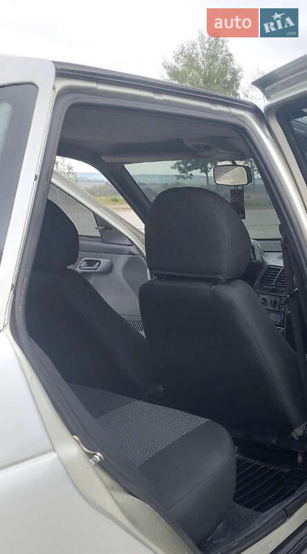 Седан ВАЗ / Lada 2110 2006 в Вапнярке фото 11 Седан ВАЗ / Lada 2110 2006 в Вапнярке