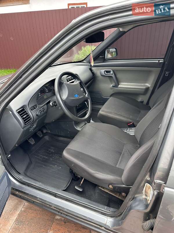 Седан ВАЗ / Lada 2110 2010 в Благовіщенську