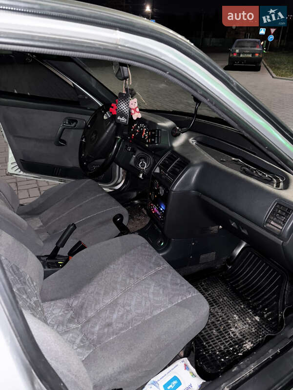 Седан ВАЗ / Lada 2110 2005 в Житомирі фото 4 Седан ВАЗ / Lada 2110 2005 в Житомирі