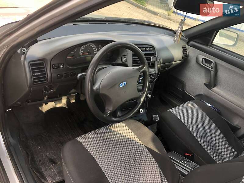 Седан ВАЗ / Lada 2110 2008 в Семенівці