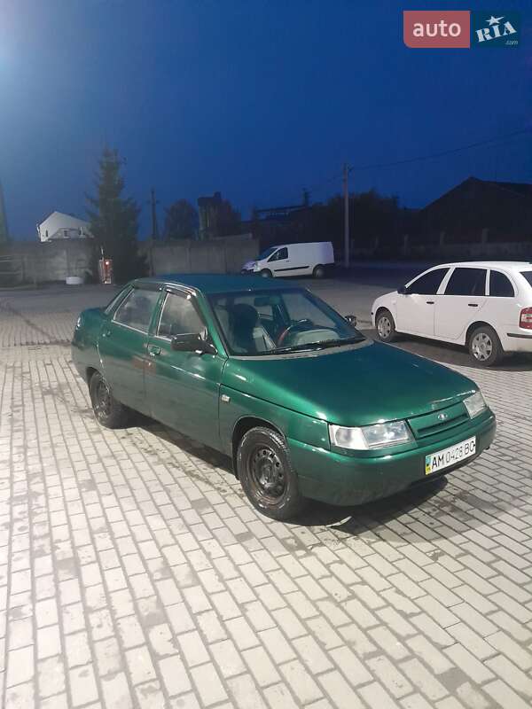 Седан ВАЗ / Lada 2110 2001 в Казатине