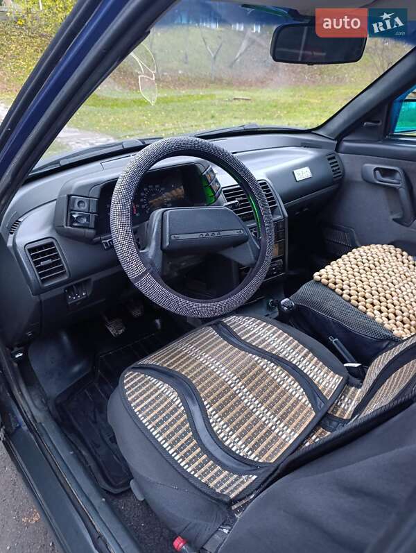 Седан ВАЗ / Lada 2110 2005 в Хмельницком фото 3 Седан ВАЗ / Lada 2110 2005 в Хмельницком