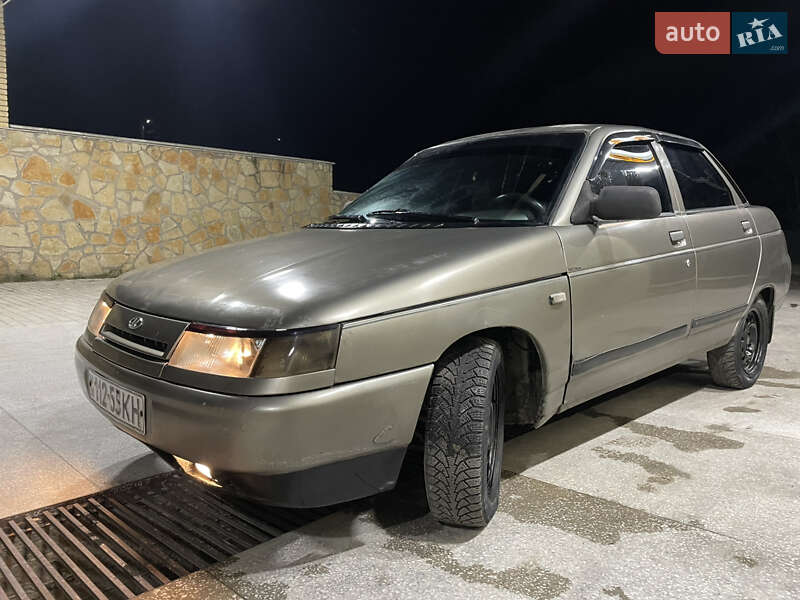 Седан ВАЗ / Lada 2110 2000 в Чернівцях