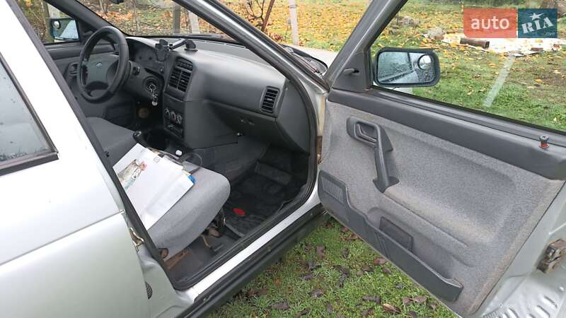 Седан ВАЗ / Lada 2110 2009 в Миколаєві фото 10 Седан ВАЗ / Lada 2110 2009 в Миколаєві