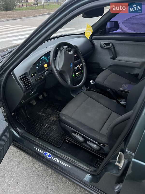 Седан ВАЗ / Lada 2110 2009 в Харькове фото 7 Седан ВАЗ / Lada 2110 2009 в Харькове