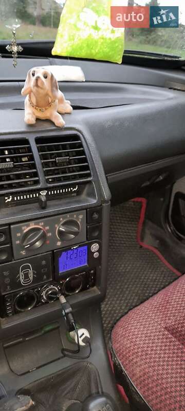 Седан ВАЗ / Lada 2110 2002 в Звягеле