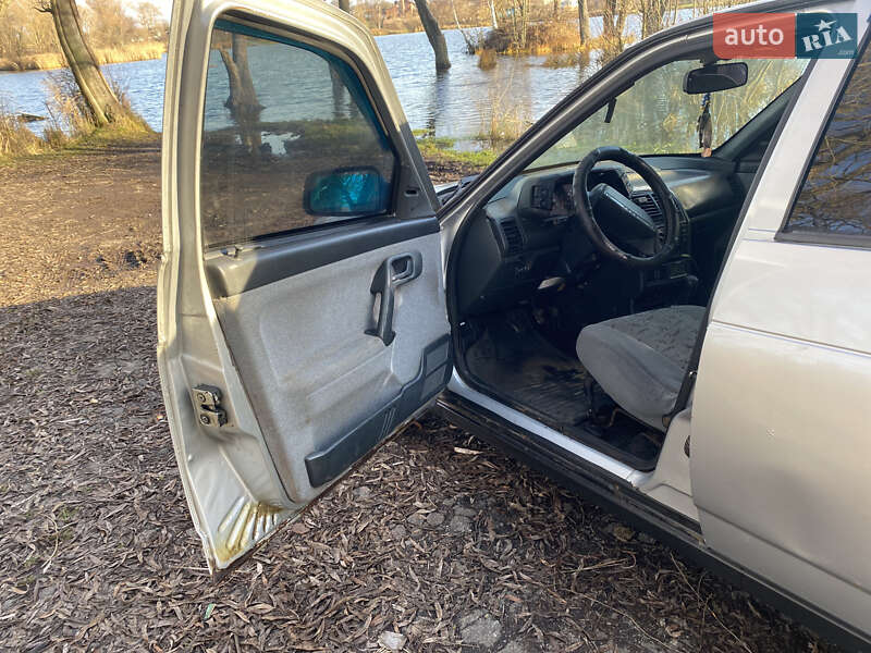 Седан ВАЗ / Lada 2110 2006 в Глухові