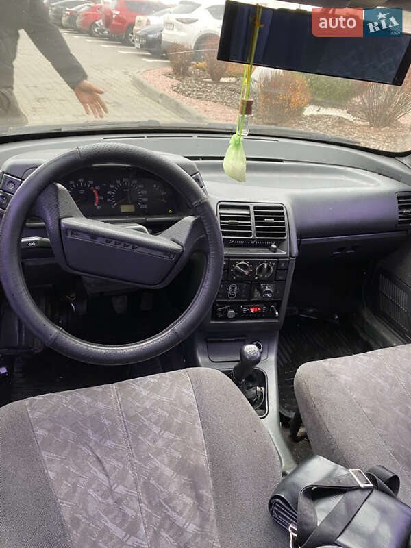 Седан ВАЗ / Lada 2110 2005 в Киеве фото 10 Седан ВАЗ / Lada 2110 2005 в Киеве