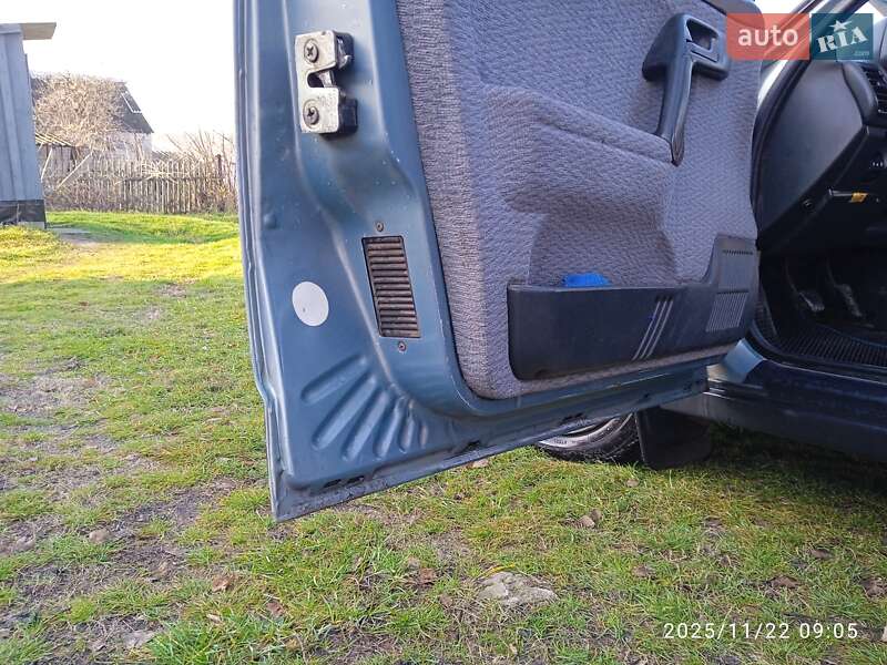 Седан ВАЗ / Lada 2110 2002 в Балаклії фото 26 Седан ВАЗ / Lada 2110 2002 в Балаклії