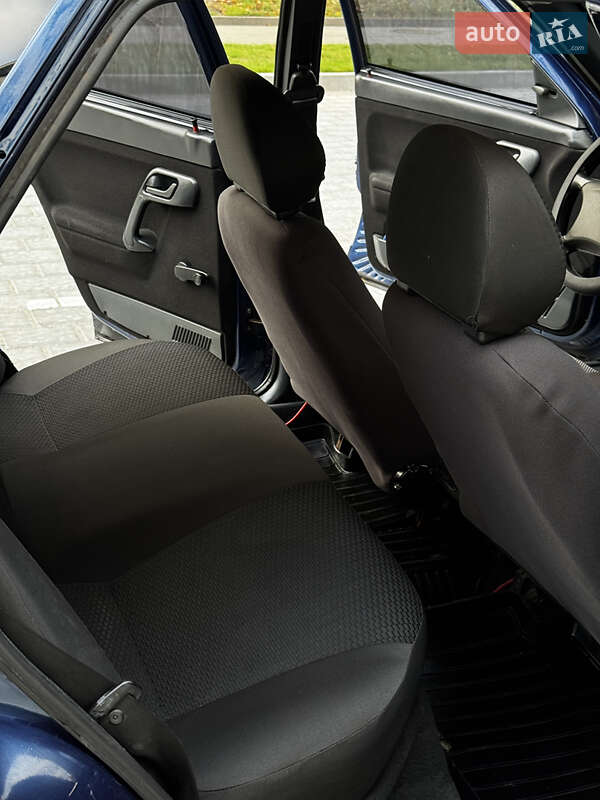 Седан ВАЗ / Lada 2110 2011 в Ровно