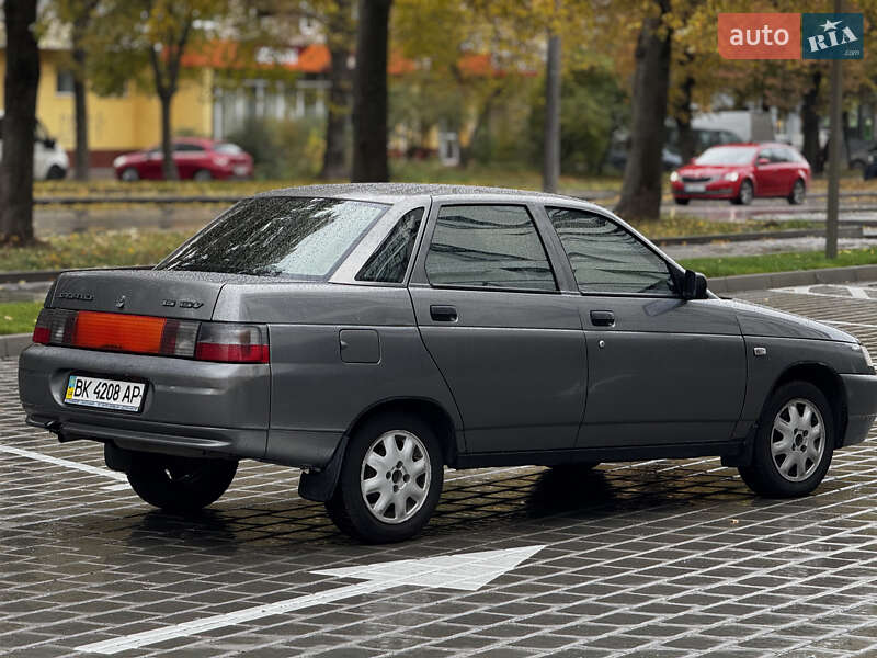Седан ВАЗ / Lada 2110 2008 в Ровно