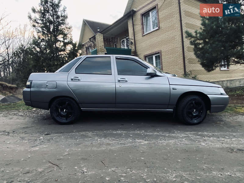 Седан ВАЗ / Lada 2110 2006 в Люботині