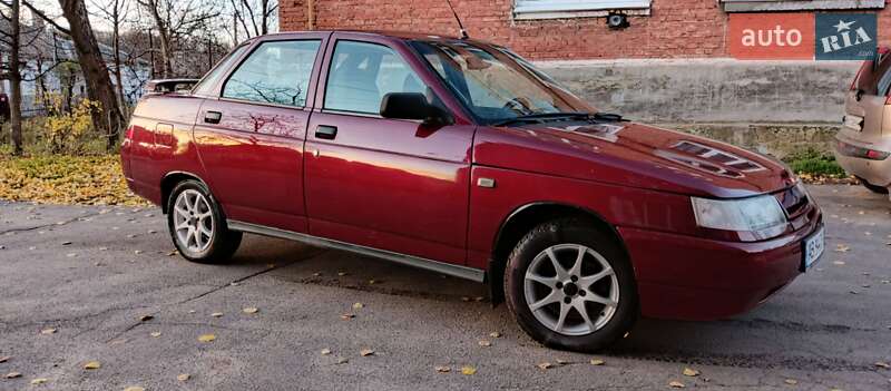 Седан ВАЗ / Lada 2110 2004 в Жмеринці