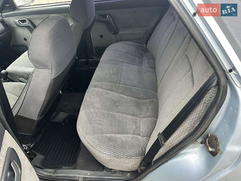 Седан ВАЗ / Lada 2110 2002 в Днепре