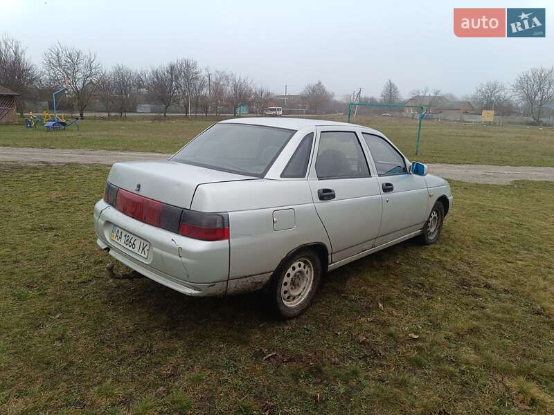 Седан ВАЗ / Lada 2110 2005 в Ромнах