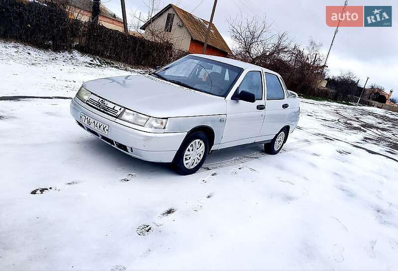 Седан ВАЗ / Lada 2110 2003 в Тростянце