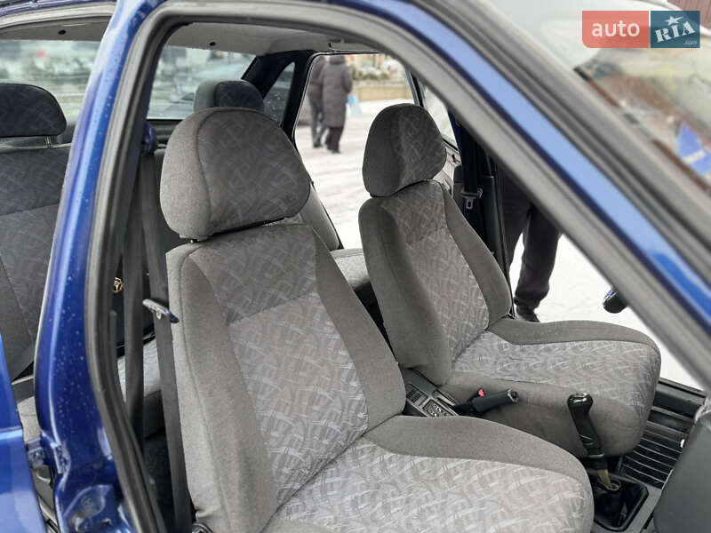 Седан ВАЗ / Lada 2110 2005 в Дніпрі