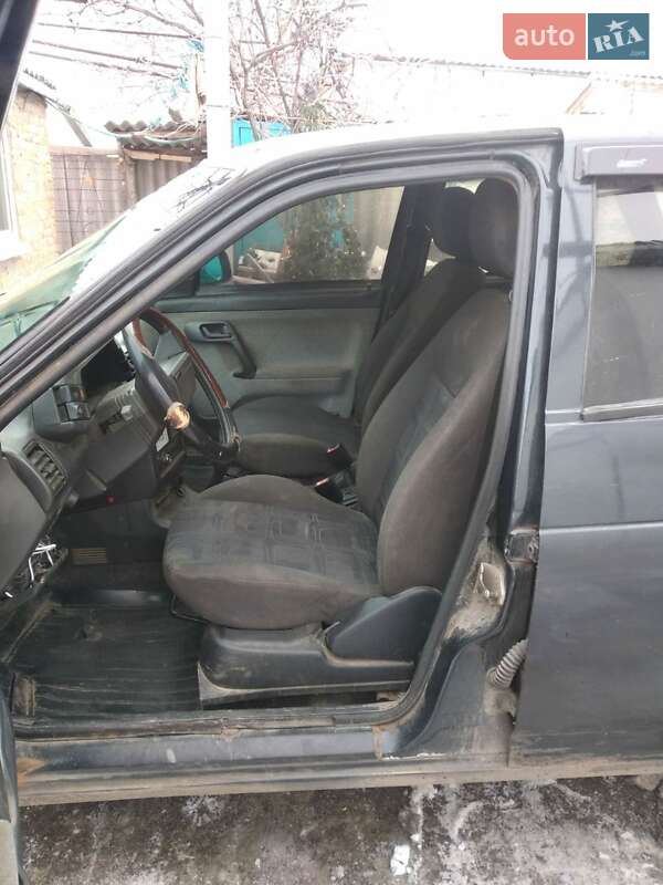 Седан ВАЗ / Lada 2110 2006 в Новоукраинке