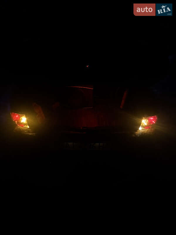 Седан ВАЗ / Lada 2110 2000 в Киеве