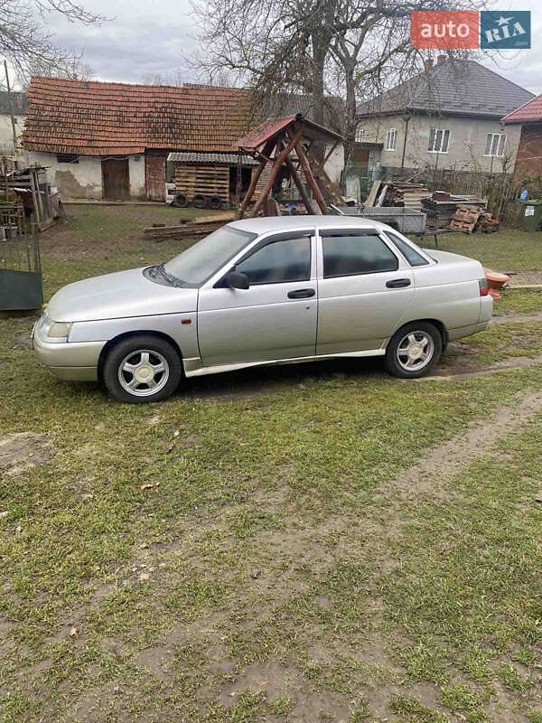 ВАЗ / Lada 2110 2005