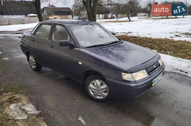 Седан ВАЗ 2110 2001 в Остроге