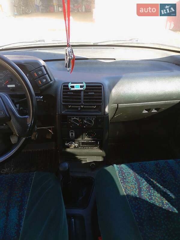 Седан ВАЗ / Lada 2110 2003 в Банилове