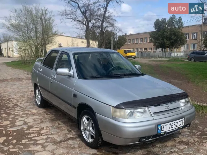 ВАЗ / Lada 2110