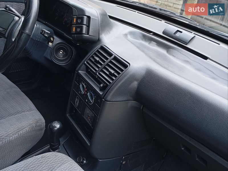 Седан ВАЗ / Lada 2110 2002 в Одессе фото 14 Седан ВАЗ / Lada 2110 2002 в Одессе