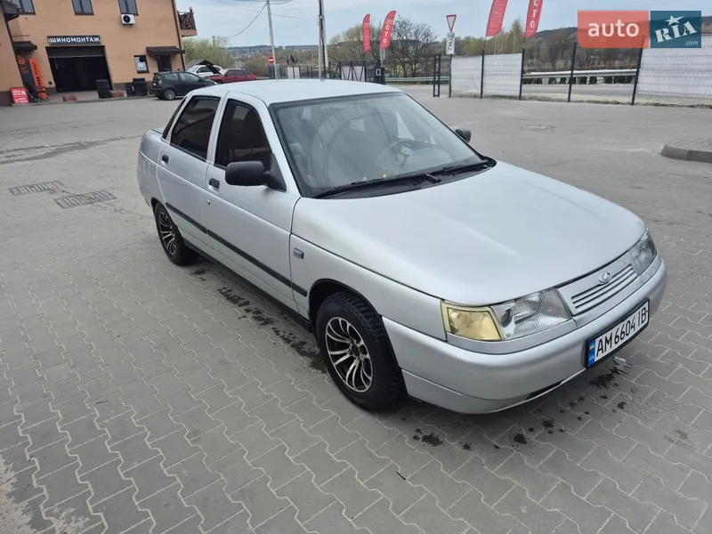 ВАЗ / Lada 2110
