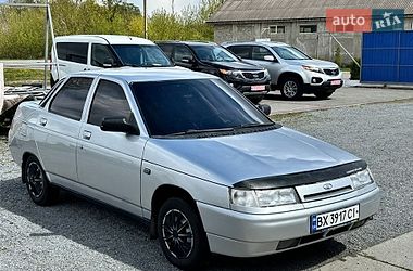 Седан ВАЗ 2110 2004 в Мирополе