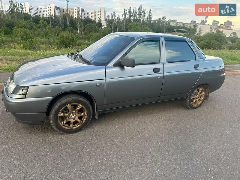 ВАЗ / Lada 2110