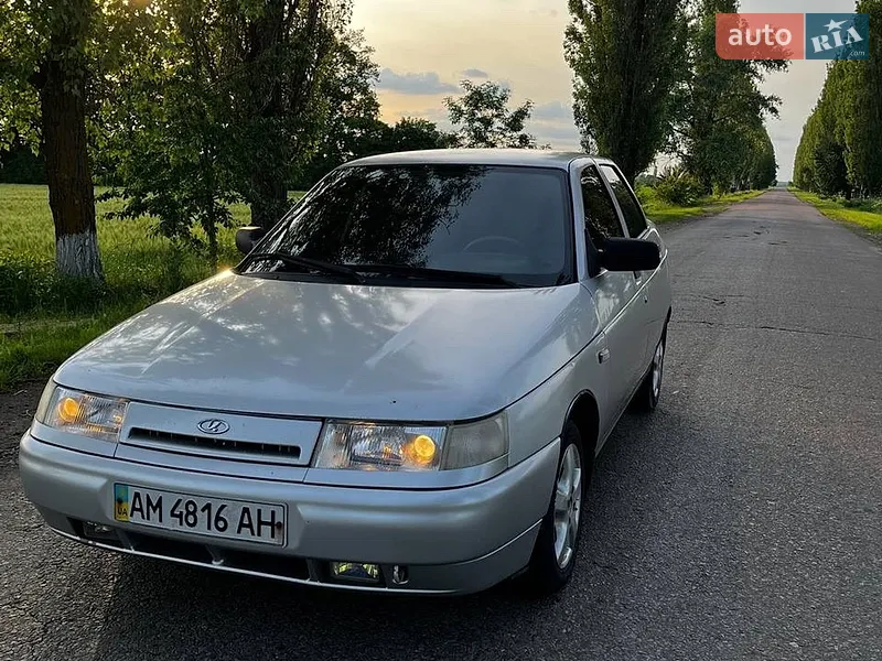 ВАЗ / Lada 2110