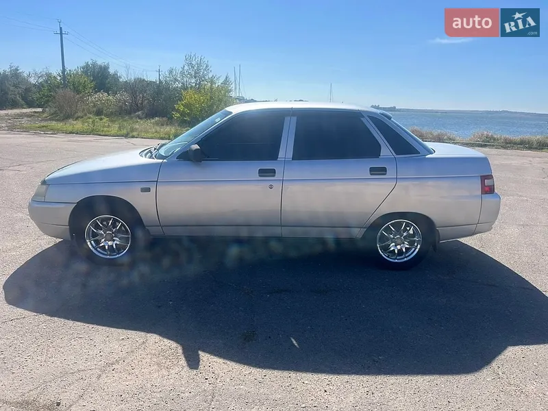ВАЗ / Lada 2110
