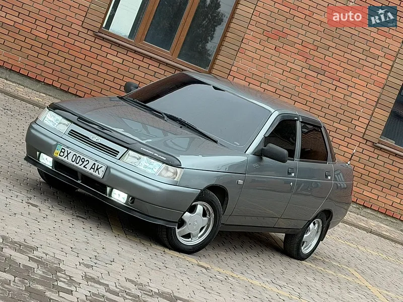 ВАЗ / Lada 2110