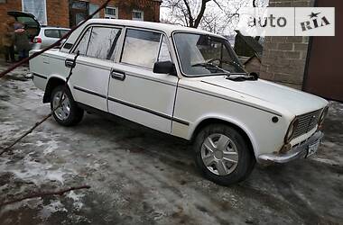 Седан ВАЗ / Lada 2111 1984 в Нововолынске