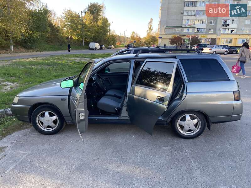 Универсал ВАЗ / Lada 2111 2007 в Львове
