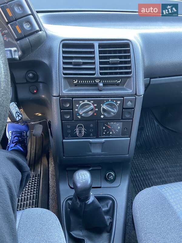 Универсал ВАЗ / Lada 2111 2007 в Львове