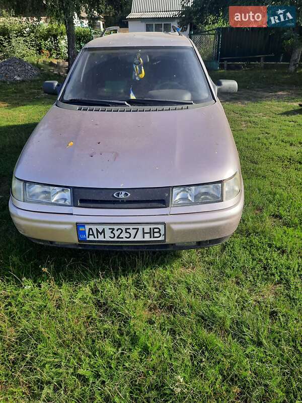 ВАЗ / Lada 2111 2001