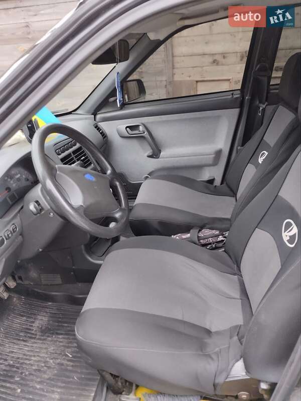 Універсал ВАЗ / Lada 2111 2009 в Чернігові фото 6 Універсал ВАЗ / Lada 2111 2009 в Чернігові