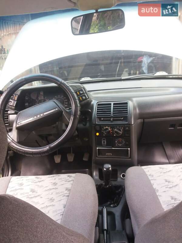 Универсал ВАЗ / Lada 2111 2007 в Белой Церкви фото 13 Универсал ВАЗ / Lada 2111 2007 в Белой Церкви
