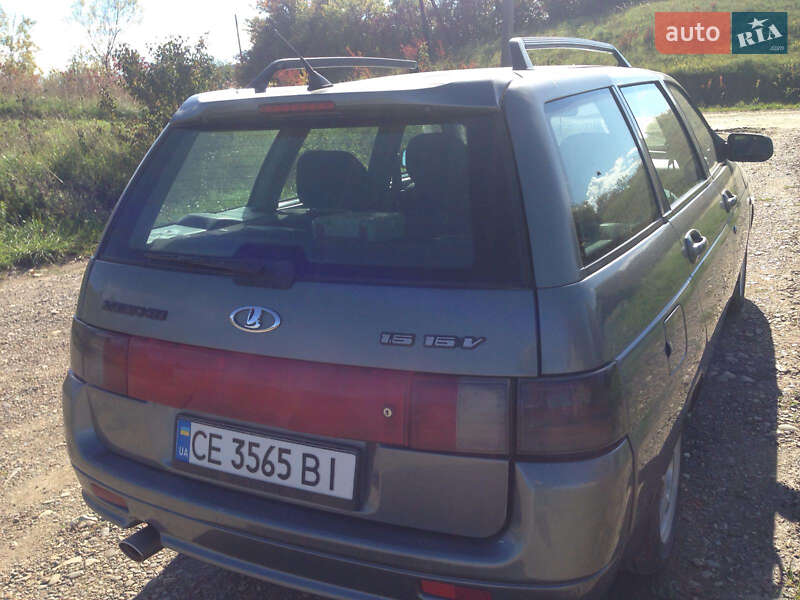 Універсал ВАЗ / Lada 2111 2010 в Чернівцях