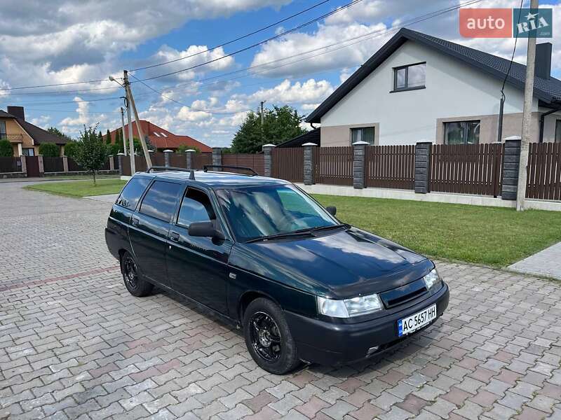 Універсал ВАЗ / Lada 2111 2004 в Луцьку