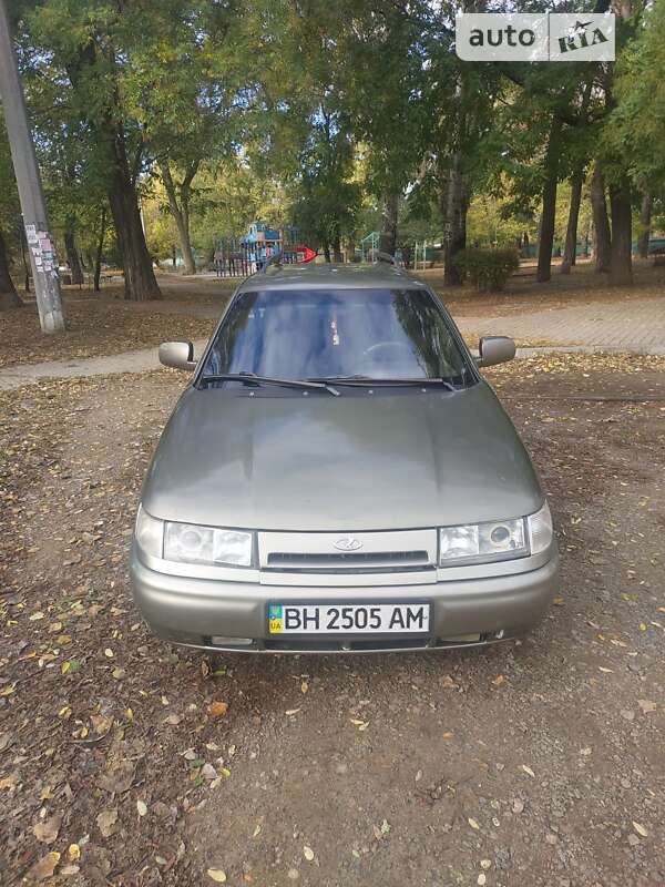 ВАЗ / Lada 2111 2001