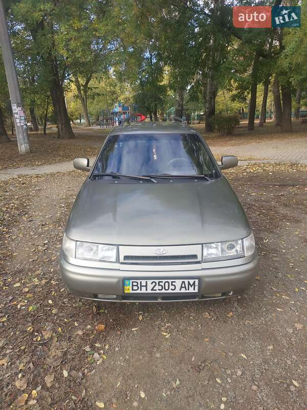 ВАЗ / Lada 2111 2001