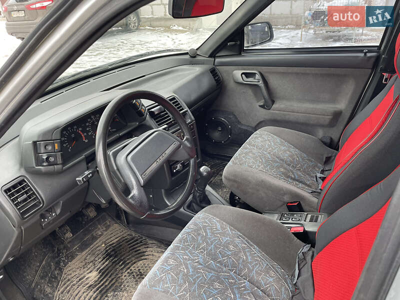 Универсал ВАЗ / Lada 2111 2004 в Харькове фото 13 Универсал ВАЗ / Lada 2111 2004 в Харькове