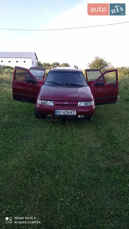 ВАЗ / Lada 2111 2001